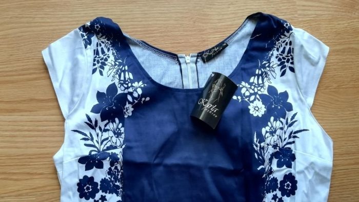 Wyszczuplająca wizytowa granatowo biała sukienka w kwiaty 42 nowa