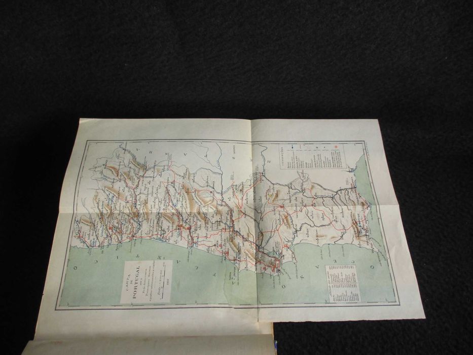 Livro Guia do Viajante em Portugal e Suas Colónias em África 1907