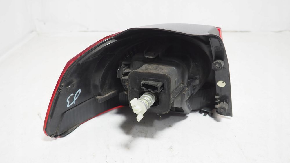 vw golf vi lampa prawa tył