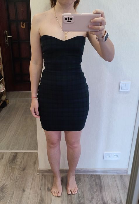 Платье Zara без бретелек, размер S