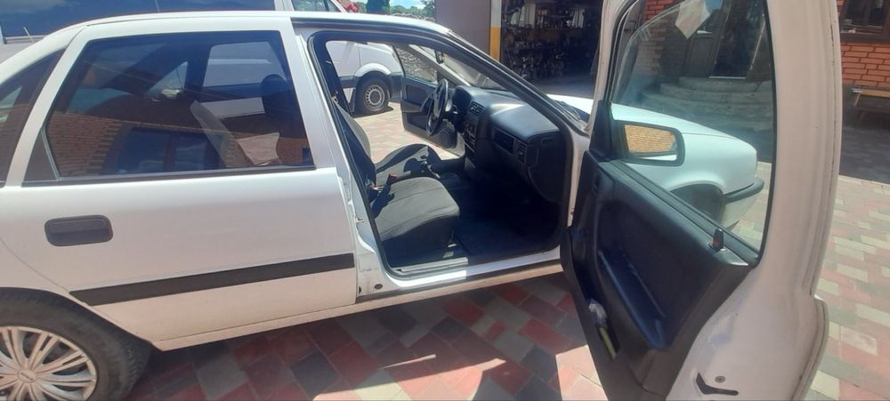 Продам Opel Vectra