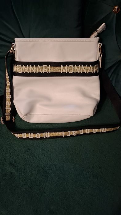 Nowa listonoszka Monnari biała