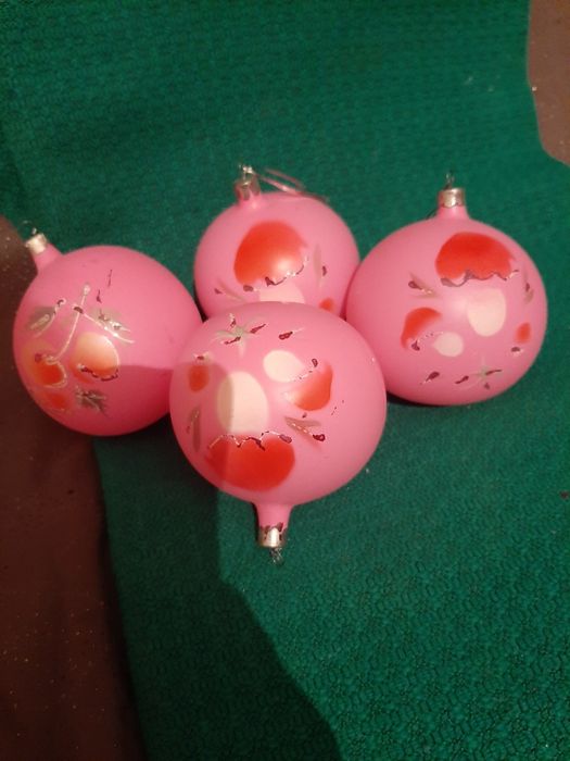 Прикраса на ялинку