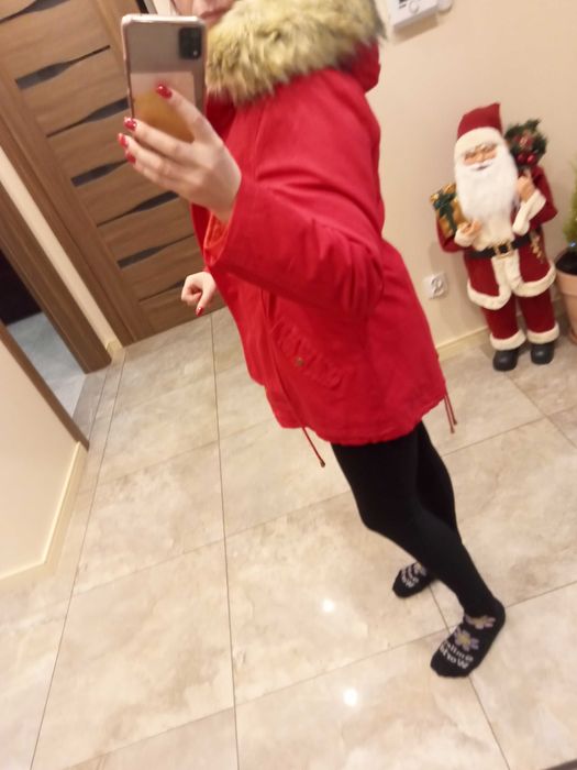 Sprzedam kurtkę zimową czerwoną