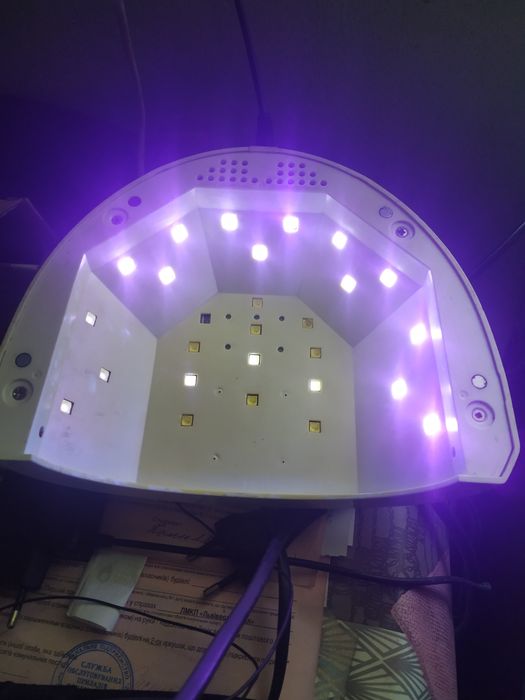 Лампа для манікюру уф/led SUNone