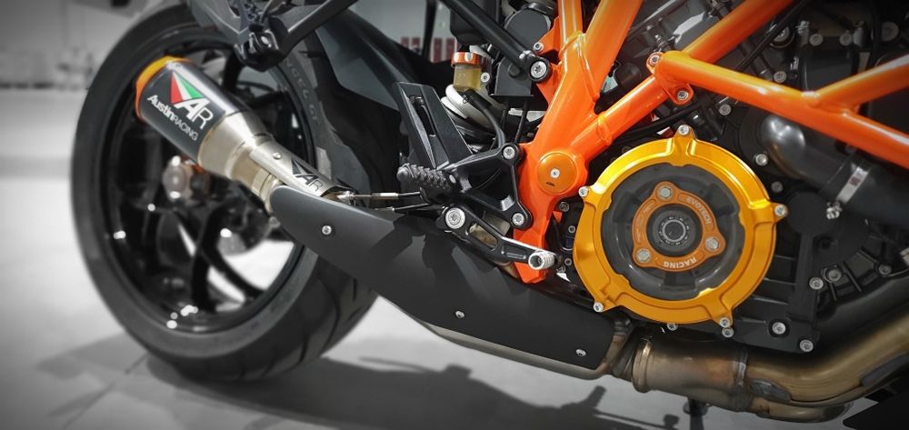 KTM 1290 Super  Duke GT Full Extras.