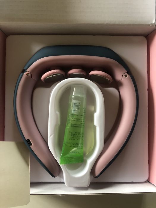 Розумний імпульсний масажер для шиї ailuen з електричним током