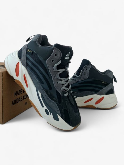 Жіночі зимові кросівки з хутром Adidas Yeezy Boost 700 V2 (-21°C)