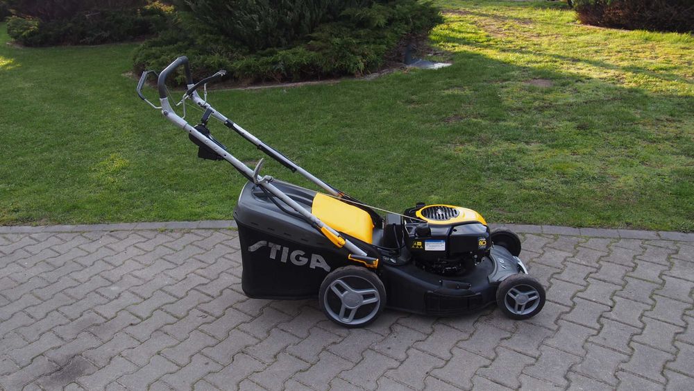 Stiga Turbo 53 SE4Q kosiarka spoalinowa Fv23%