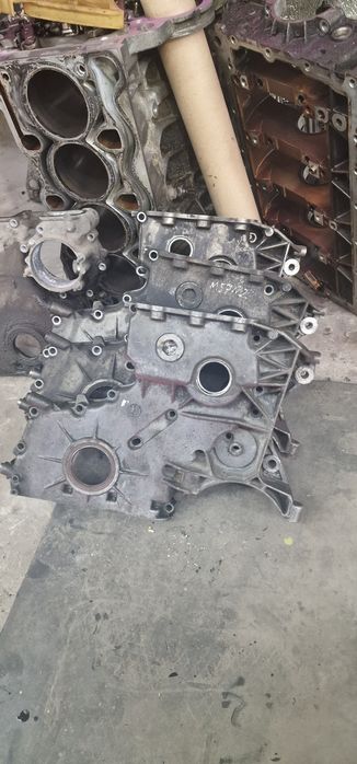 Впускні клапана bmw n52b25 b30 розбрка m57 n57 n42 n46 n43 n51 n53 n54 n55 головка розпредвал шатун поршень коленвал  гбц клапанна кришка е60 е70 е90