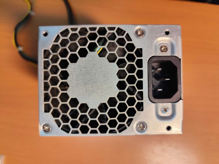 Fonte de Alimentação HP G1 e G2 SFF - 400/705/600/800 (Usada)