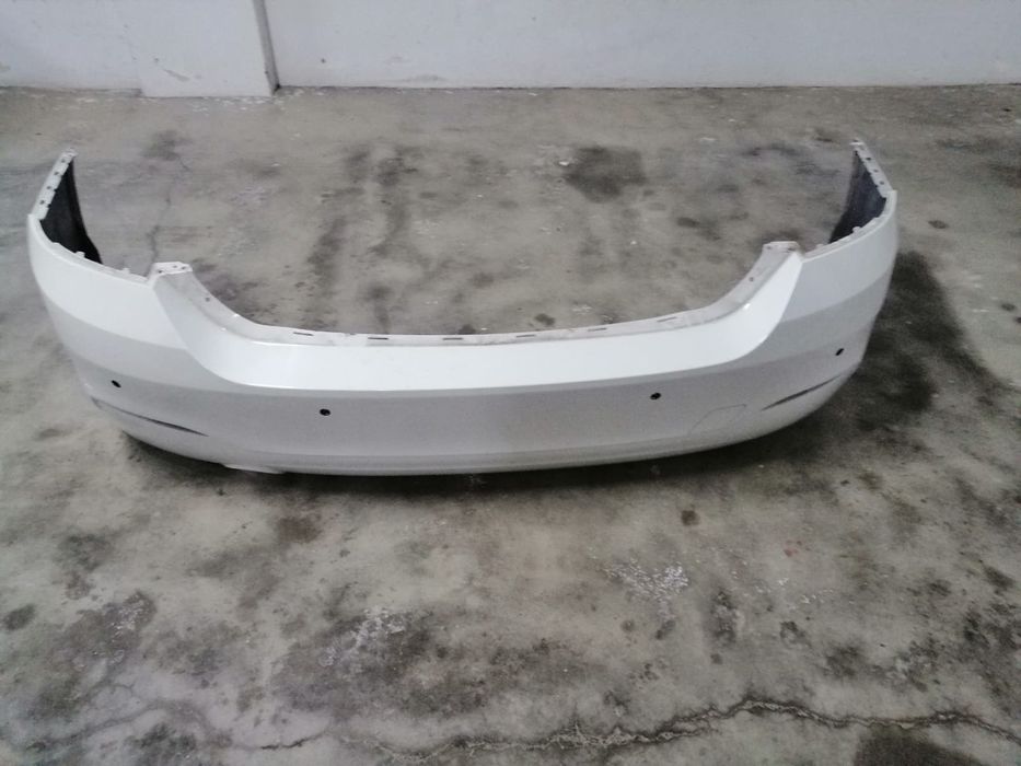 Para choque trazeiro Bmw 418 (branco)