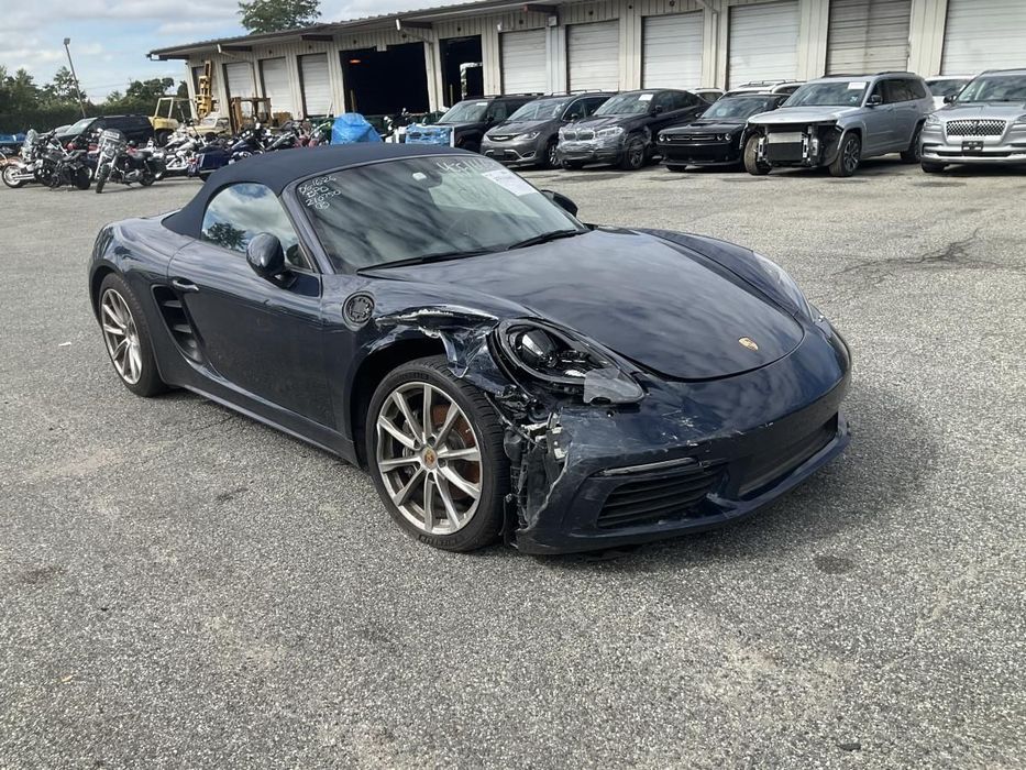 Porsche 718 Boxster