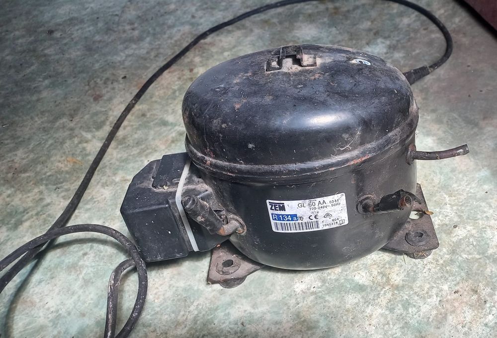 Agregat -sprężarka chłodniczy