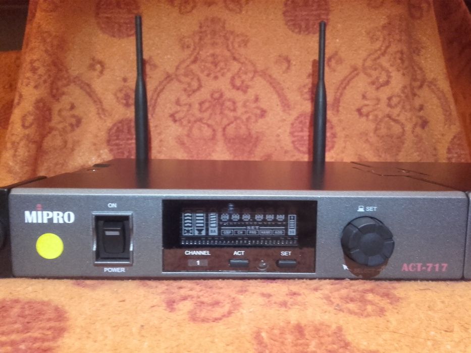 Mikrofon pojemnościowy bezprzewodowy! MIPRO ACT-5H + baza ACT 717