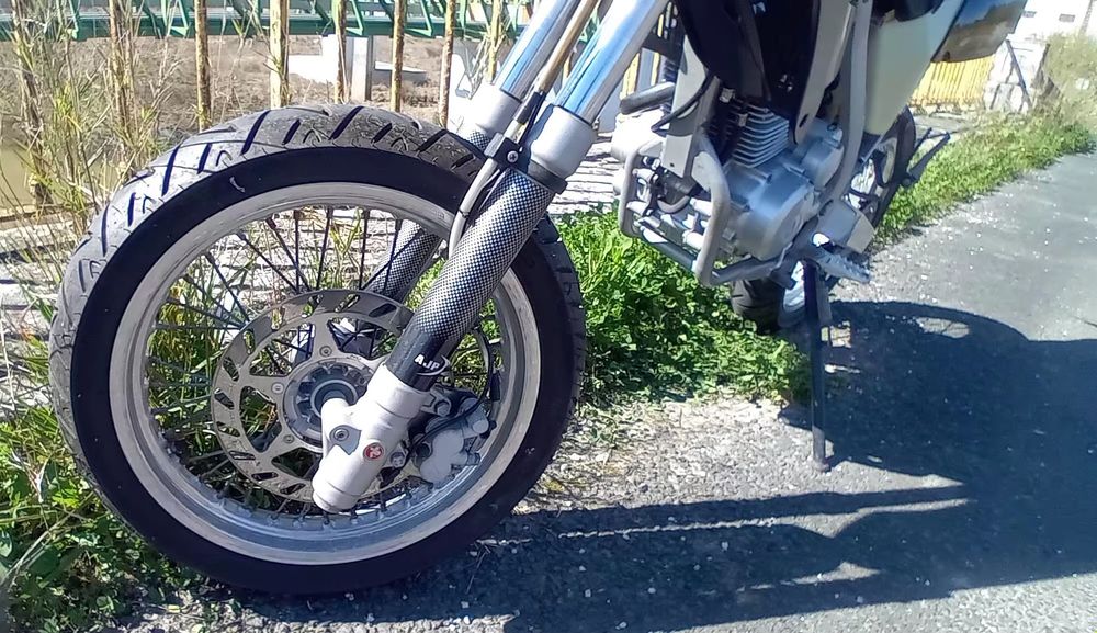 AJP SPR 200 Supermoto (Carta A2)/Troca.