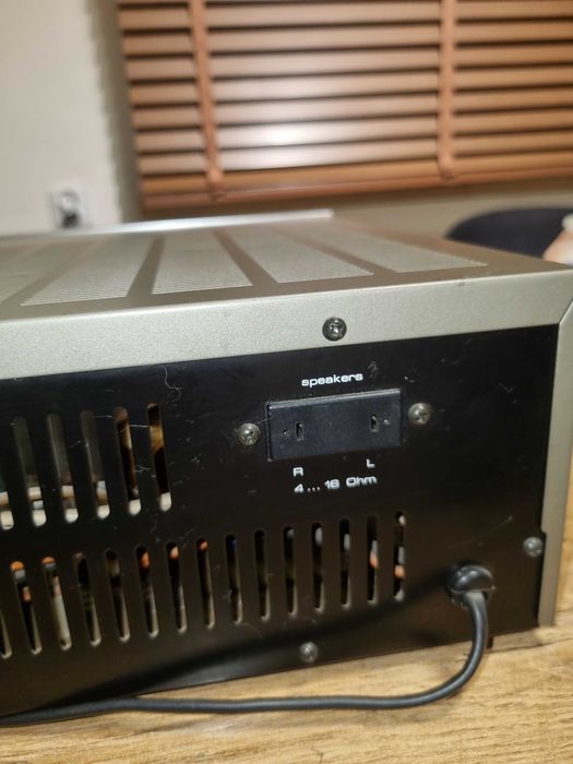 Amplituner Saba RS930