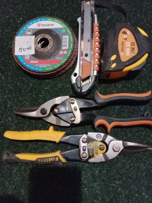 Ручний інструмент для будівництва