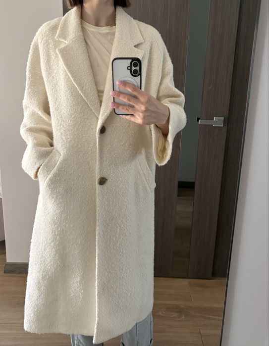 Пальто жіноче від Zara