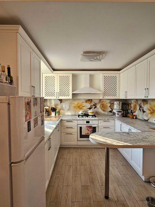 Продам будинок за ж/м Перемога-6