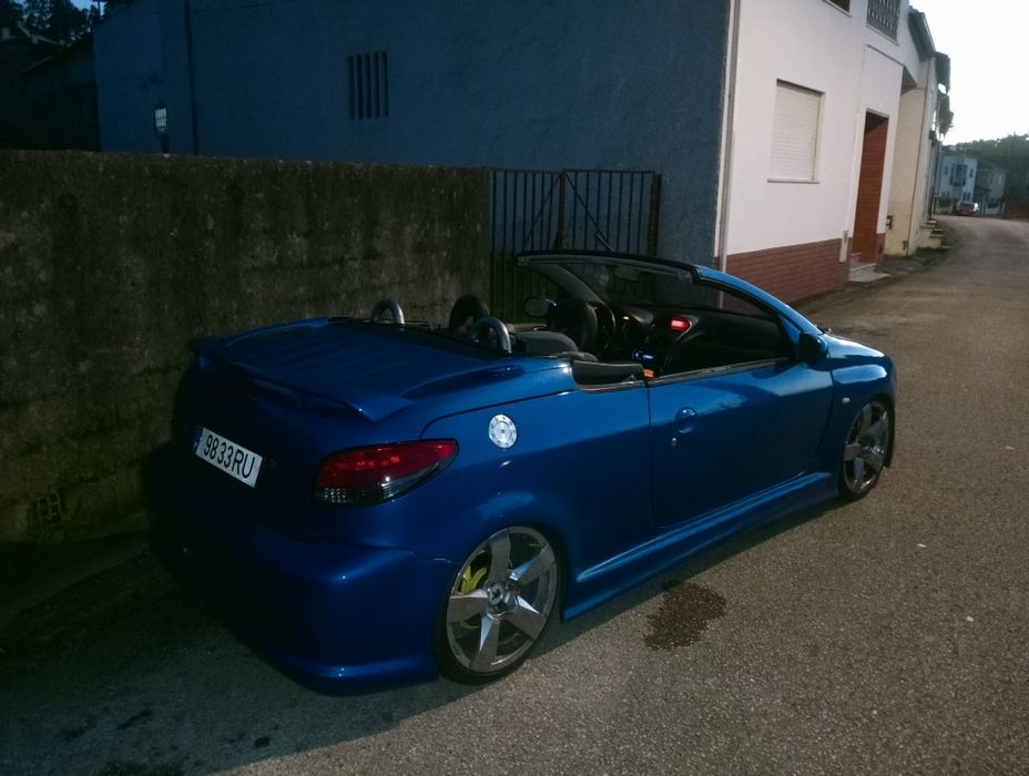 Peugeot 206 CC impecável