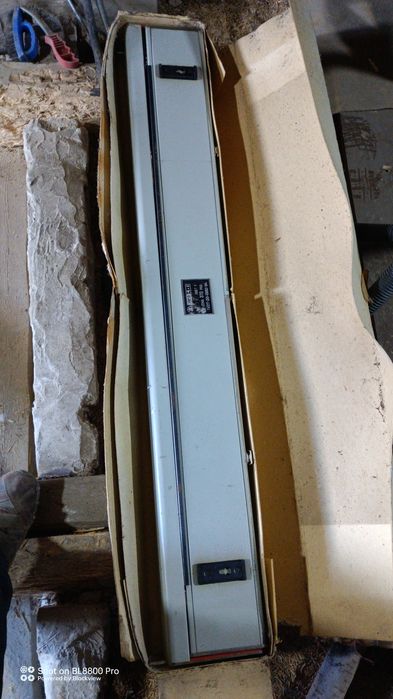 Ручна швейна машинка