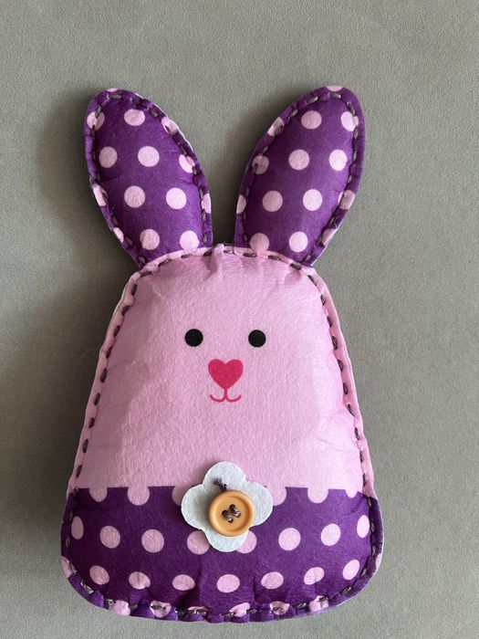 Boneco Coelhinho Artesanal – Feito à Mão e Super Fofo!