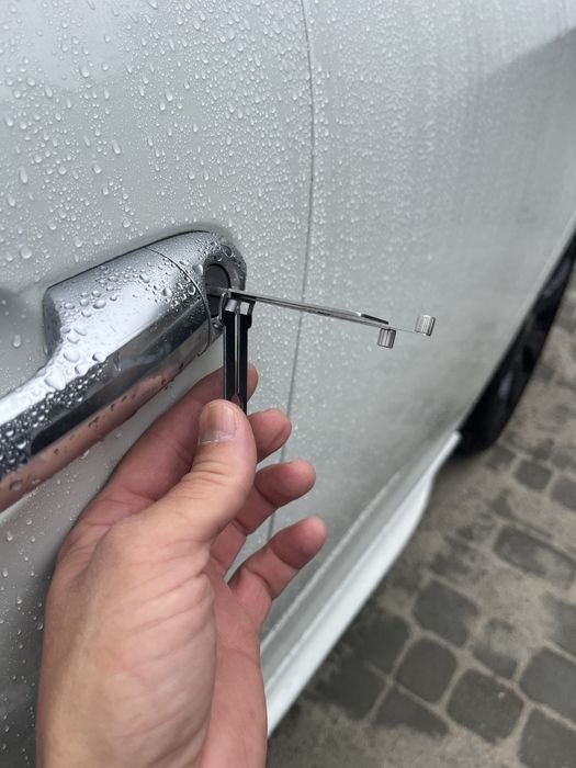 Awaryjne otwieranie samochodu auta osobowe  busy ciężarowe