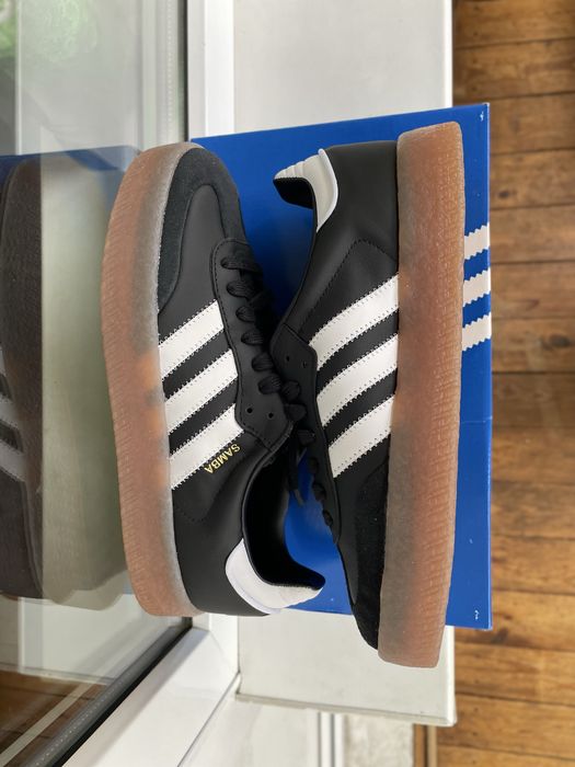 Нові кросівки adidas Samba W