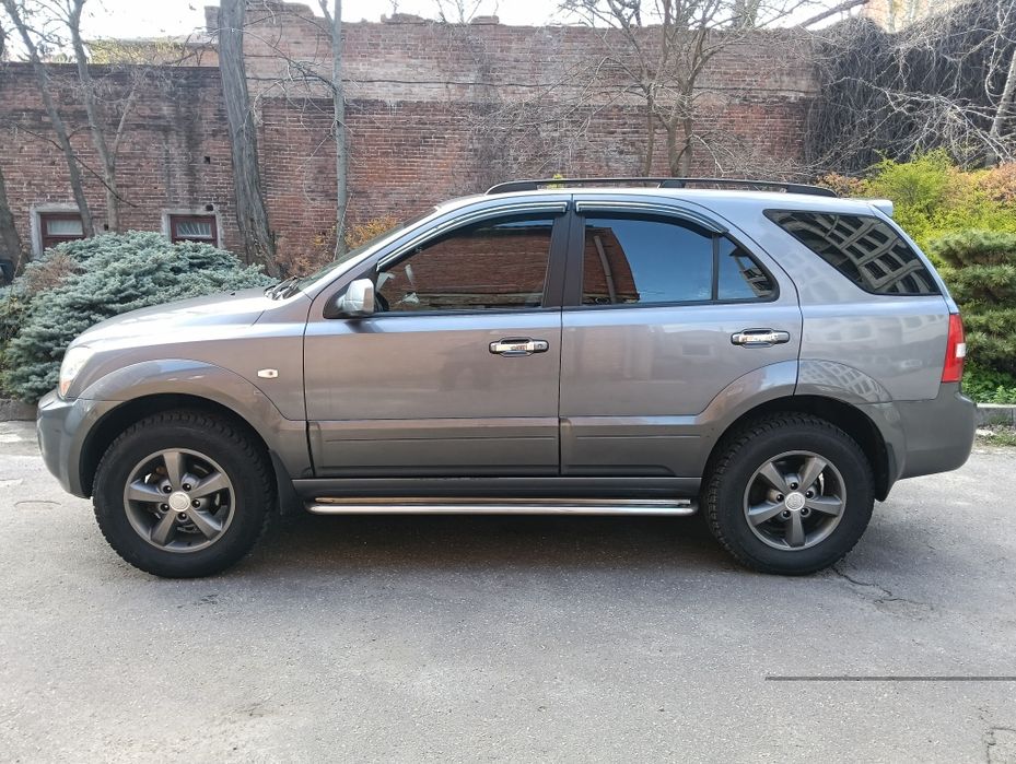 KIA Sorento 2009 VIN KNAJC524895883324 фото оголошення 3 з 18
