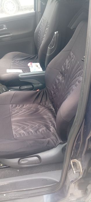 Vw sharan 1.9 tdi 115 cavalos — photo 3