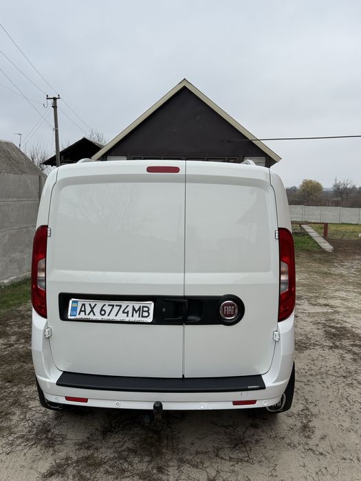Fiat Doblo 1,6  D 2018  грузовой фургон .