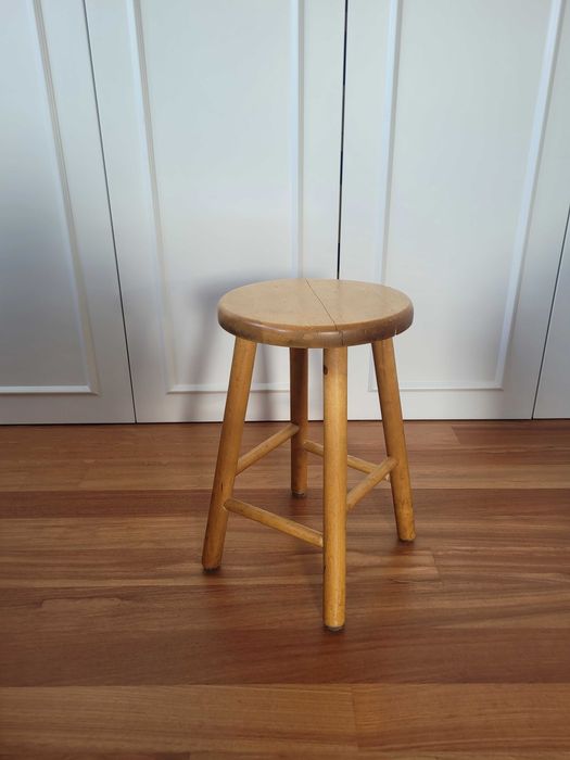 Taboret stolek drewniany