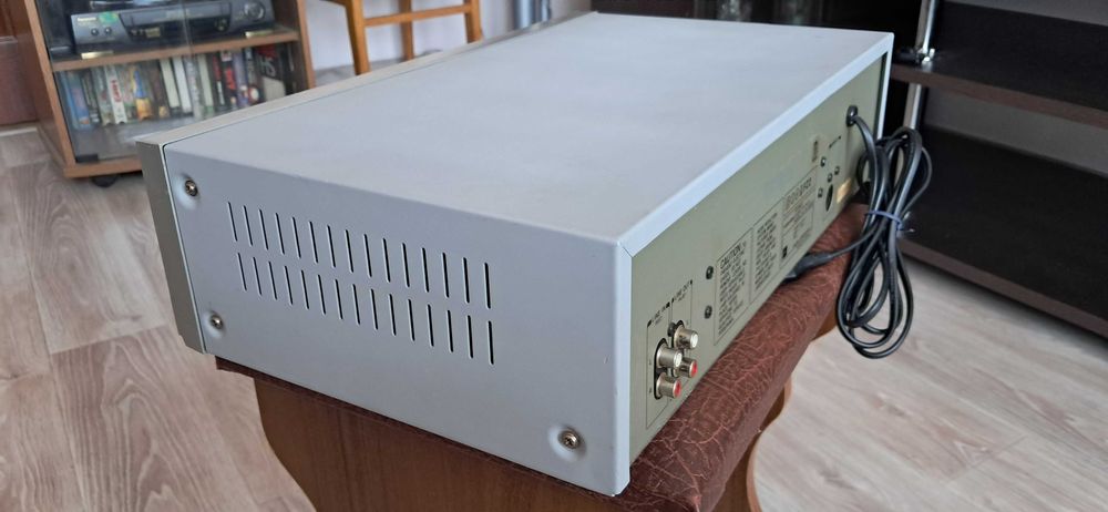 Кассетная  дека  Aurex PC–X 60 AD