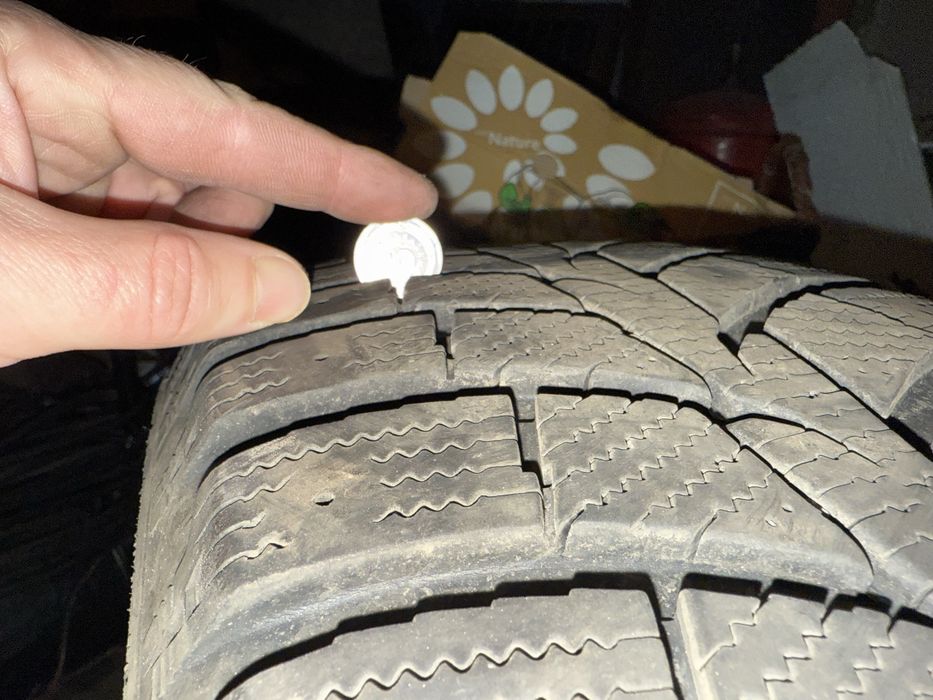 Шини 225/65 R-18 Laufenn зима