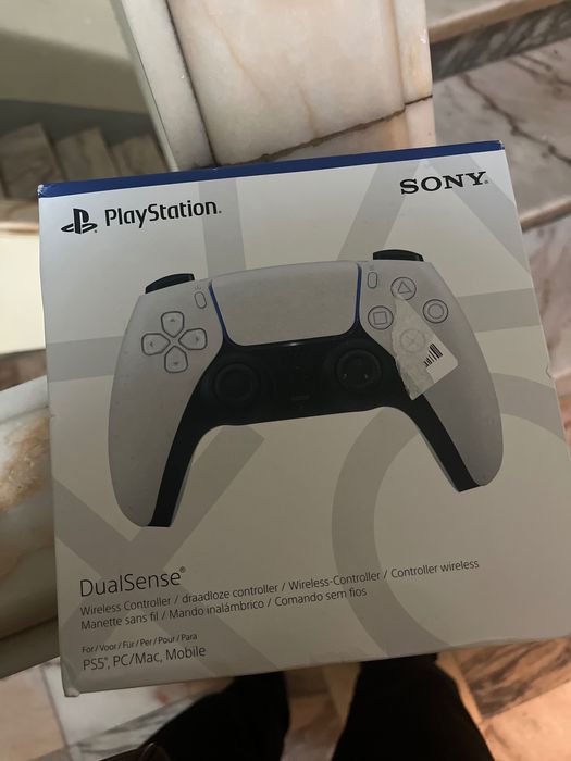 Comando ps5 novo na caixa
