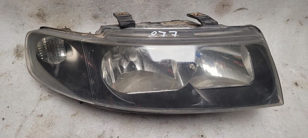 lampy przód seat leon