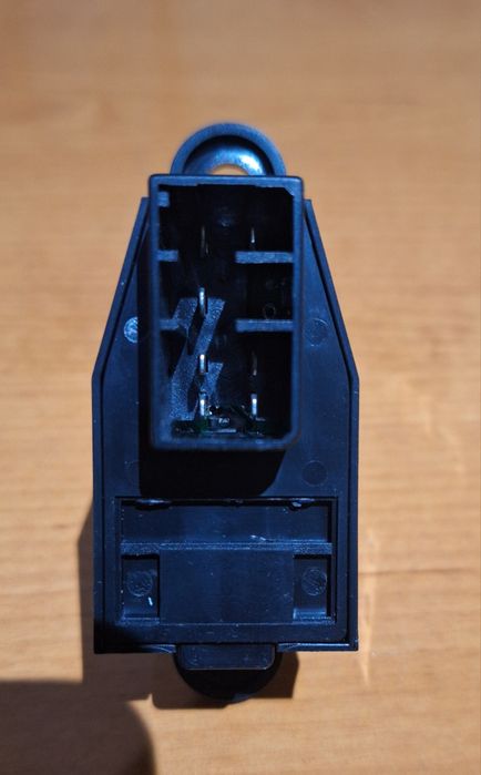 Interruptor vidros h1 lado passageiro - Novo