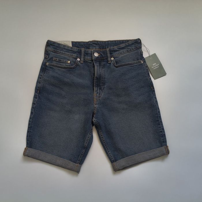 Джинсові шорти Slim Fit, Розмір S.