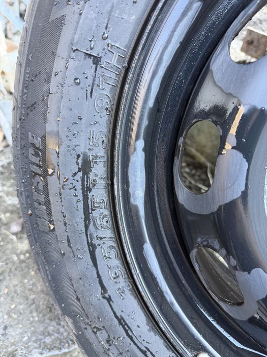 Felgi aluminiowe z letnimi oponami continental 195/65 R15