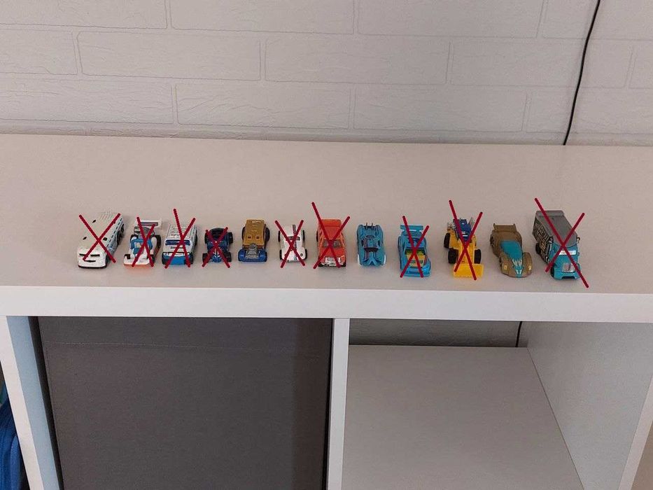 Большая коллекция уникальных машинок Hot Wheels