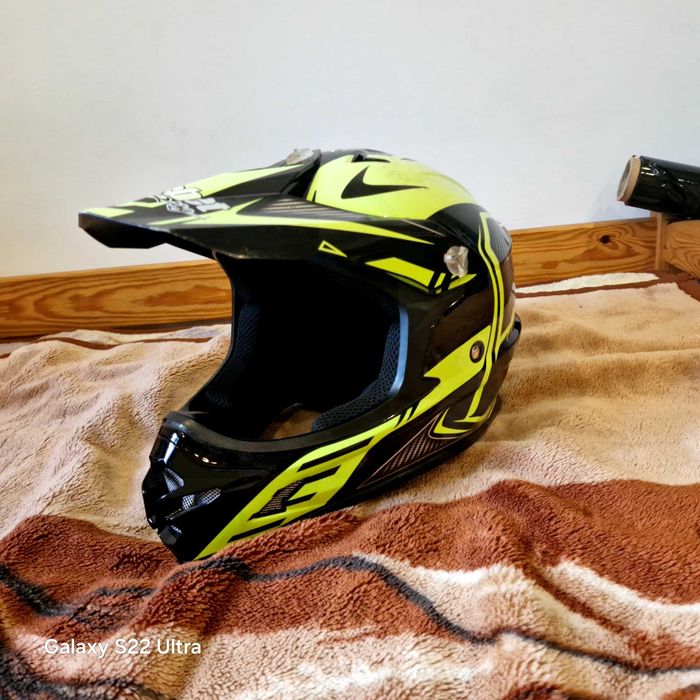Kask na motor Safebet racing