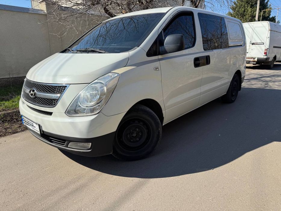 Hyundai H1 (Starex)