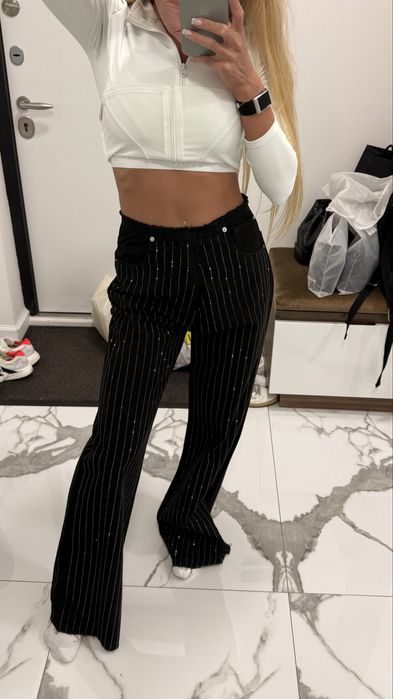 Джинси в стразах М