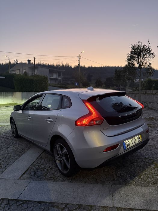 Volvo V40 2.0 cinza