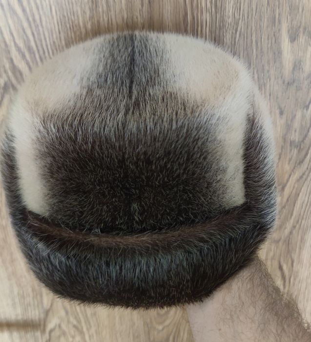 Чоловіча хутряна шапка, нерпа (нєрпа).