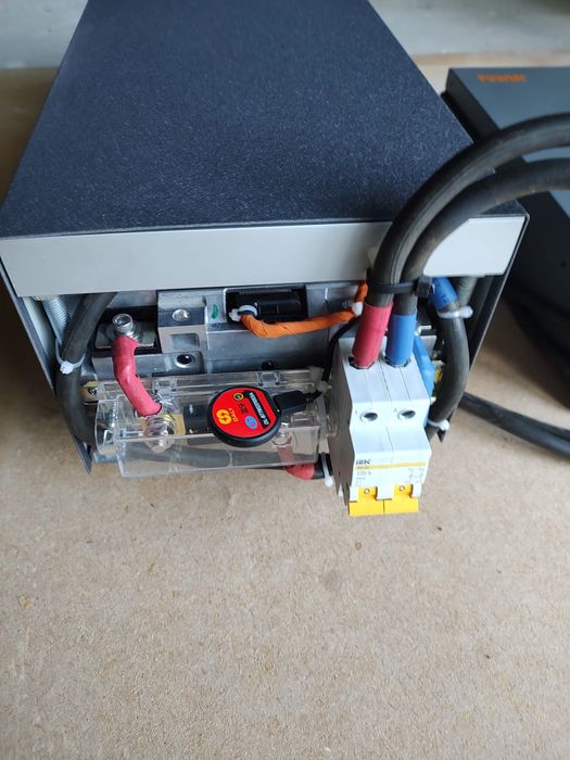 інвертор, Инвертор PowMr 5.5кВт 48V LG CHEM 12S2P 6,8кв квартира