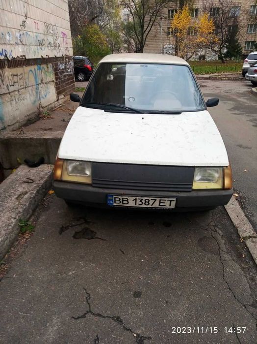 Продам ЗАЗ 1102 Таврія