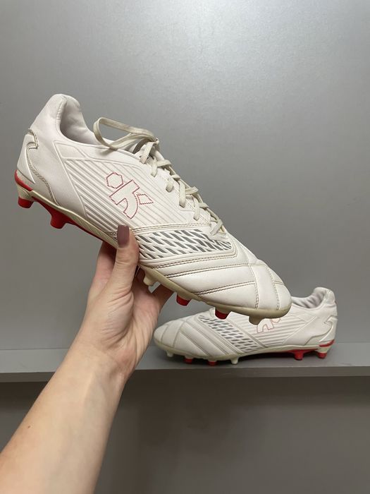 Чоловічі бутси kipsta