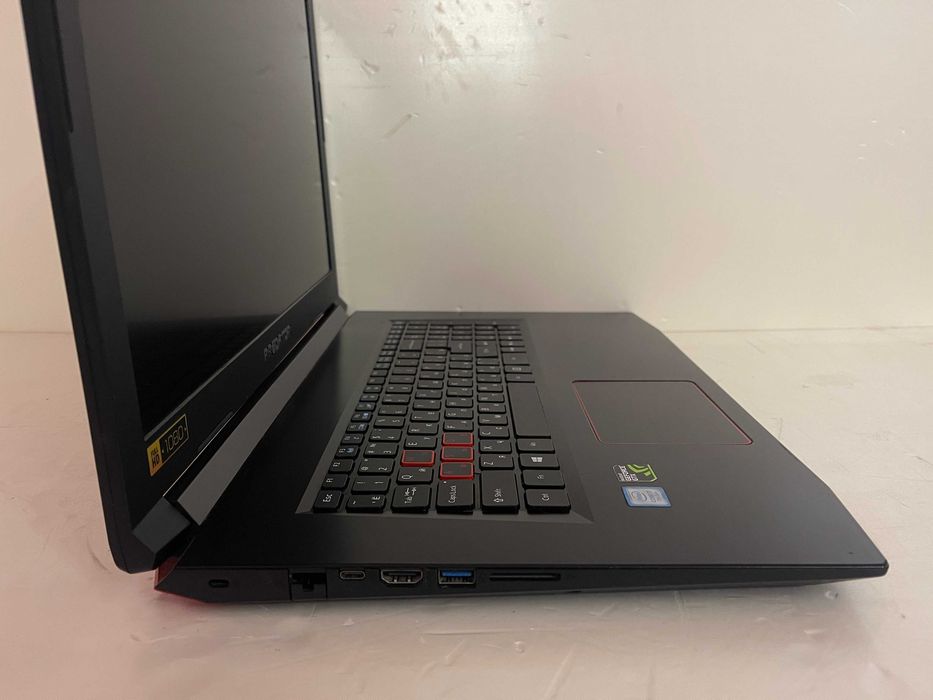 БОЛЬШОЙ Игровой Acer PREDATOR 17 / Intel Core i7 / Видео (6 ГБ) СТАЛКЕР 2